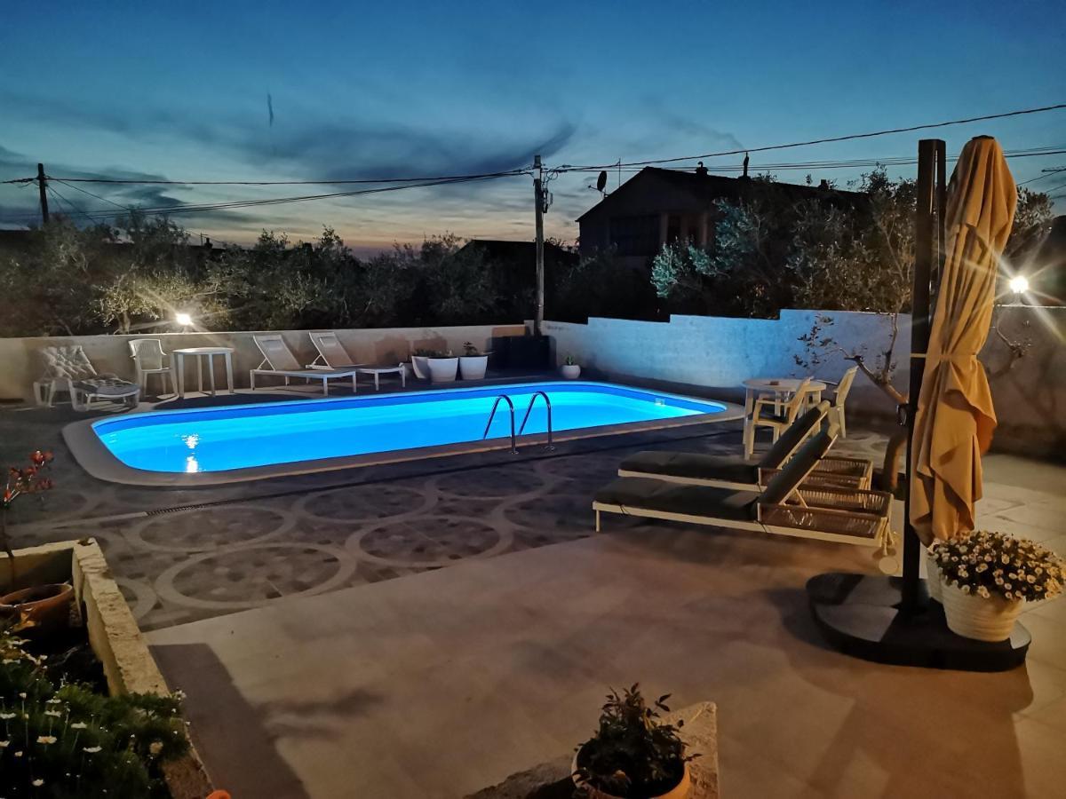 Casa Surya - Apartments With Sea View And Swimming Pool Barbat na Rabu Luaran gambar