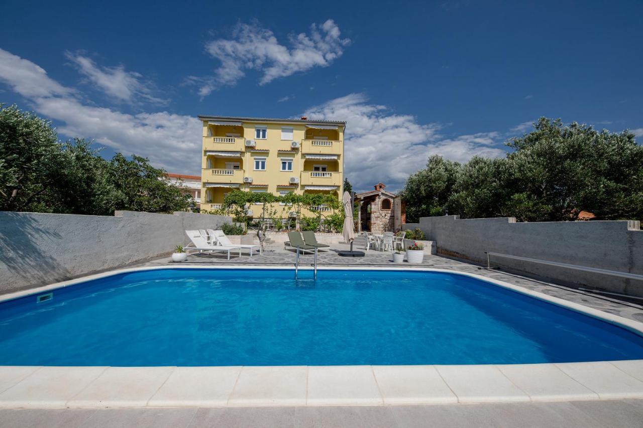 Casa Surya - Apartments With Sea View And Swimming Pool Barbat na Rabu Luaran gambar