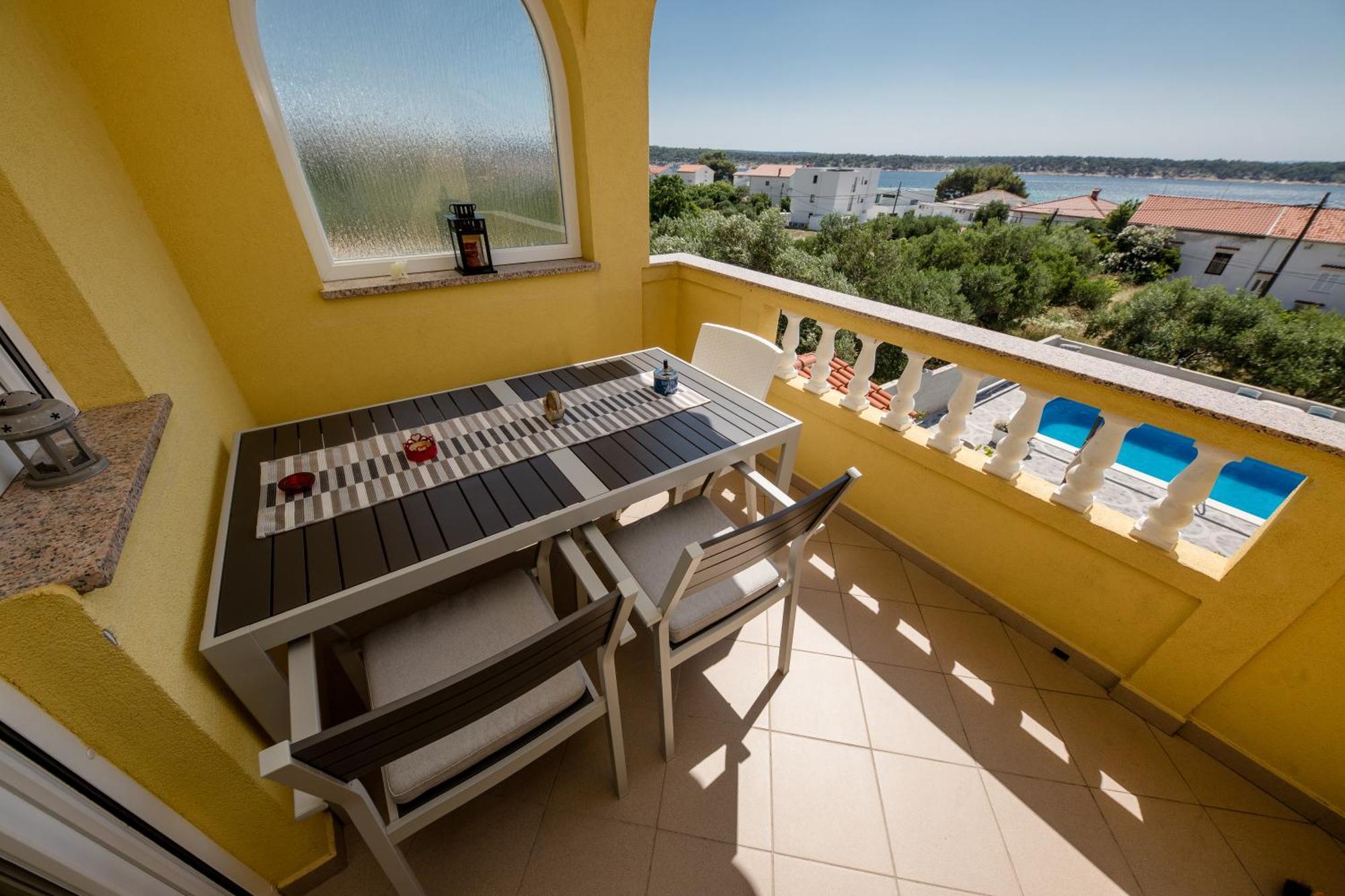 Casa Surya - Apartments With Sea View And Swimming Pool Barbat na Rabu Luaran gambar