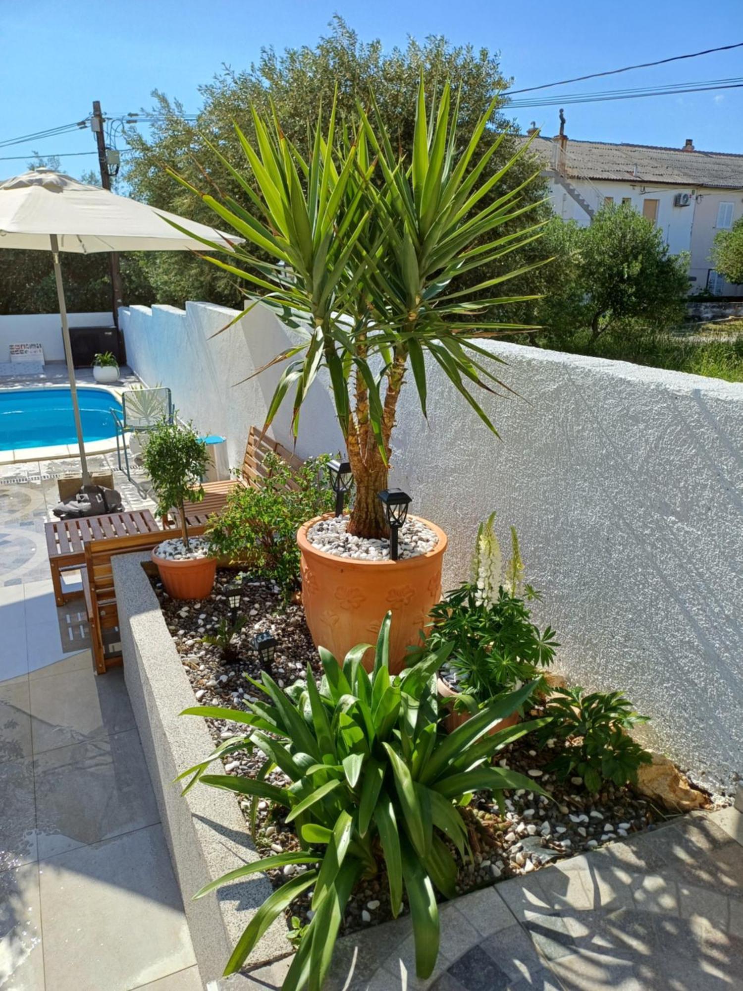 Casa Surya - Apartments With Sea View And Swimming Pool Barbat na Rabu Luaran gambar